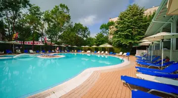 Perla Plaza Club