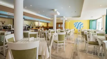 Perla Plaza Club