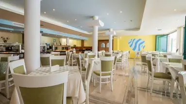 Perla Plaza Club