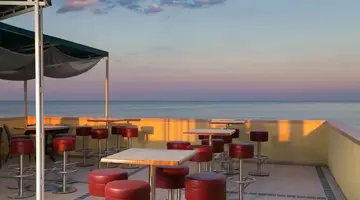 Perla Sun Club