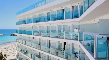Perla Universal Hotel