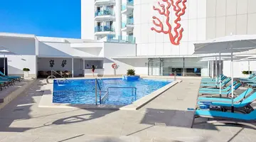 Perla Universal Hotel