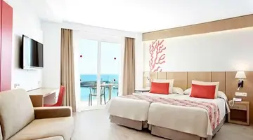 Perla Universal Hotel