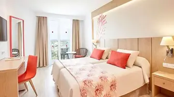 Perla Universal Hotel