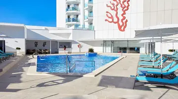 Perla Universal Hotel