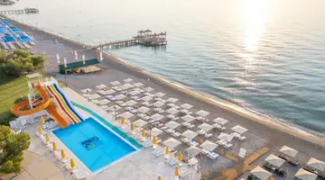 Perre La Mer Hotel