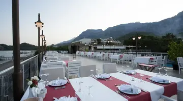 Perre La Mer Hotel