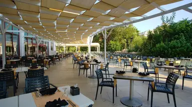 Perre La Mer Hotel