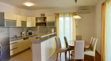 Pervanovo Apartments