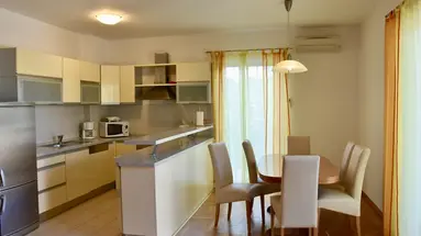 Pervanovo Apartments