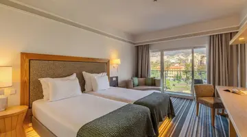 Pestana Carlton Madeira Ocean Resort Hot