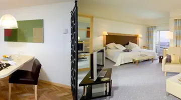 Pestana Carlton Madeira Ocean Resort Hotel