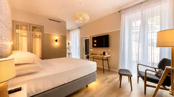 Pestana Fisherman Village