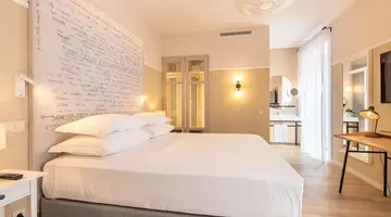 Pestana Fisherman Village