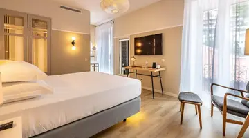 Pestana Fisherman Village