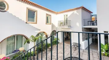 Pestana Fisherman Village