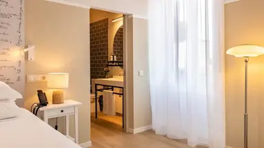 Pestana Fisherman Village