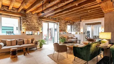 Pestana Fisherman Village