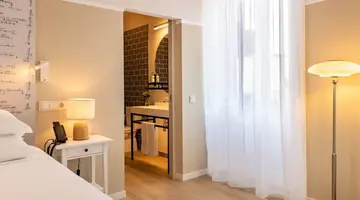 Pestana Fisherman Village