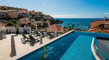 Pestana Fisherman Village