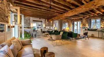 Pestana Fisherman Village