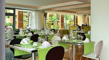 Pestana Promenade Ocean Resort Hotel