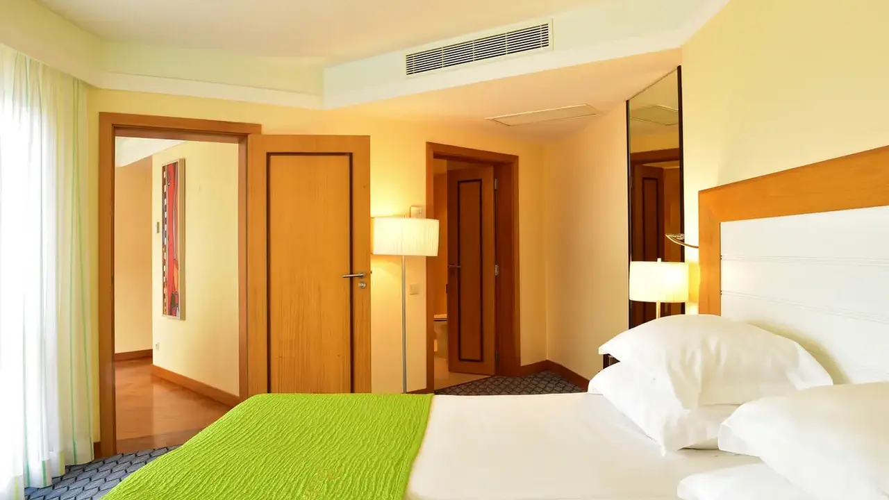 Pestana Promenade Ocean Resort Hotel