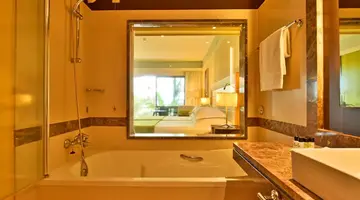 Pestana Promenade Ocean Resort Hotel