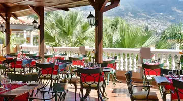Pestana Village Garden Hotel