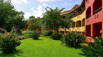Pestana Village Garden Hotel