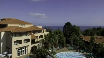 Pestana Village Garden Hotel