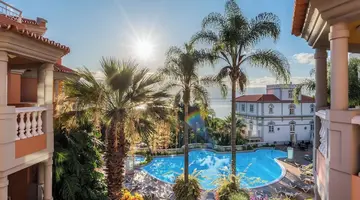 Pestana Village Garden Hotel