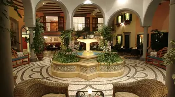 Pestana Village Garden Hotel