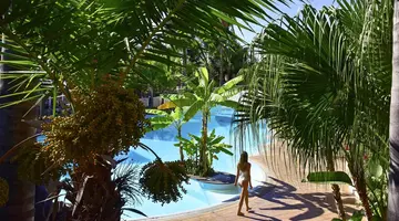 Pestana Village Garden Hotel