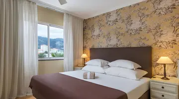 Pestana Village Garden Hotel