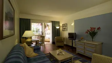 Pestana Village Garden Hotel