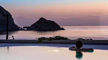 Petani Beach Suites