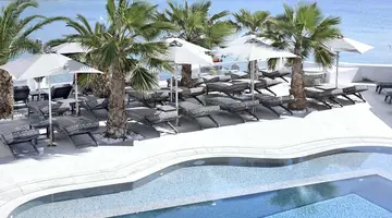 Petinos Beach