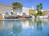 Petinos Hotel