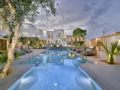 Petinos Hotel