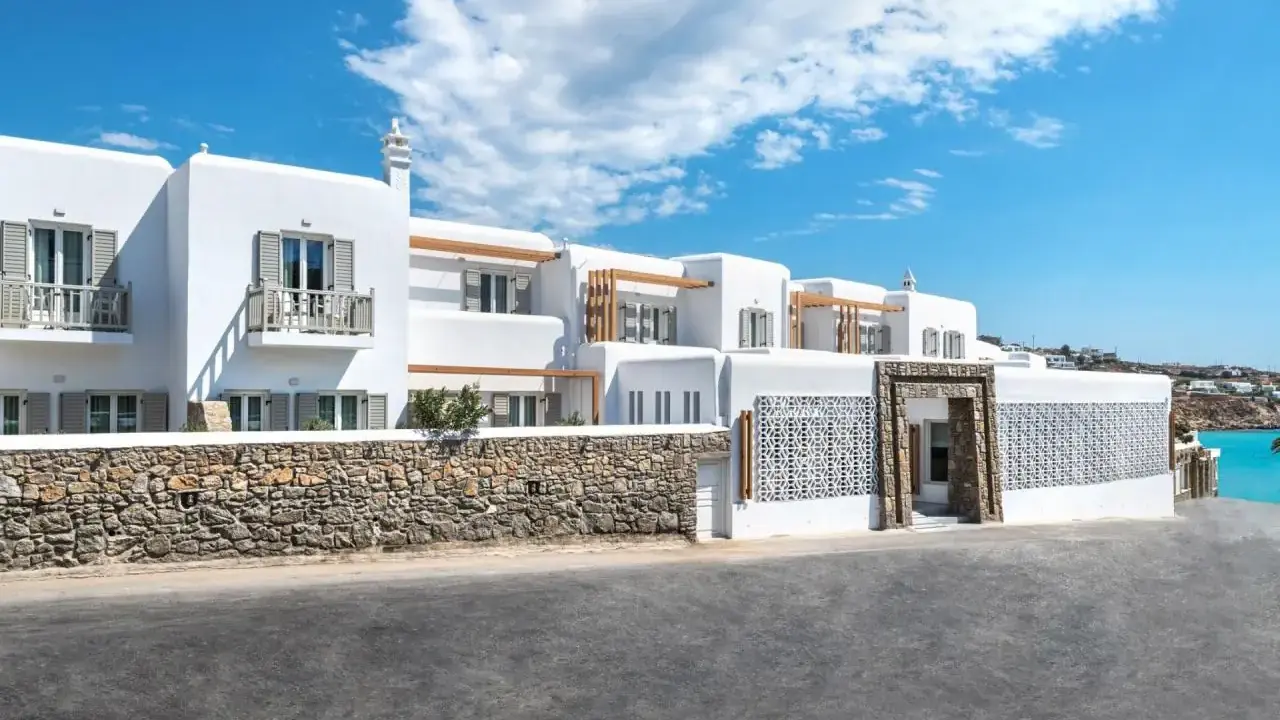 Petinos Hotel