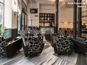 Petit Palace Plaza de la Reina