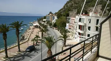 Petit Palais Hotel