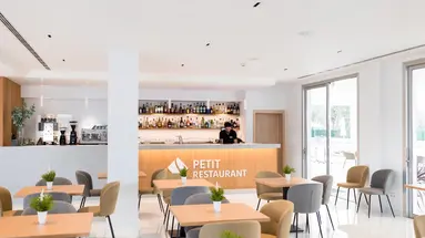 Petit Sagitario ( Only Adults )