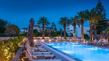 Petousis Hotel and Suites