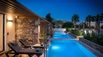 Petousis Hotel and Suites