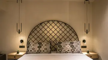 Petousis Hotel & Suites