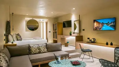 Petousis Hotel & Suites