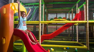 PETOUSIS HOTEL & SUITES