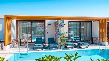 Petousis Hotel & Suites